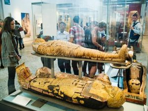 Scandalo nell’Antico Egitto, quei due non sono fratelli: le due mummie con diversi papà