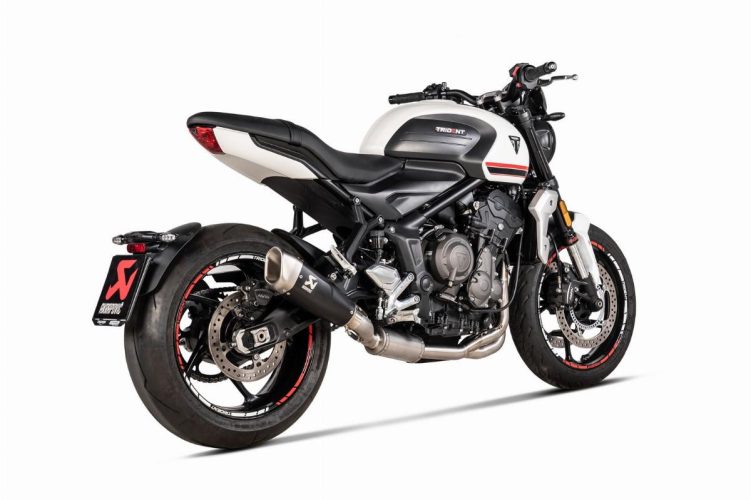 Scarichi Triumph Trident 660: suono, stile e performance